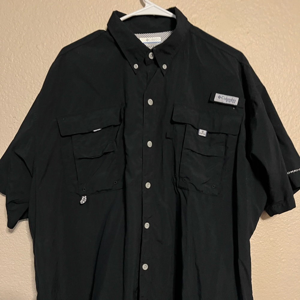 5 Columbia shirts. In good condition.